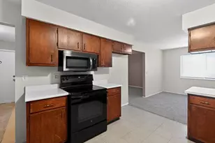 204 Barcelona Ave, Westerville, OH 43081 - Photo 16