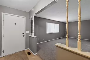 204 Barcelona Ave, Westerville, OH 43081 - Photo 4