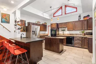 1046 Summit St, Columbus, OH 43201 - Photo 14