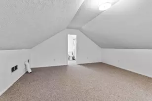 3828 Falls Cir Dr, Hilliard, OH 43026 - Photo 22