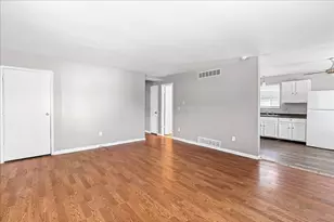 663 E 2nd Ave, Columbus, OH 43201 - Photo 4