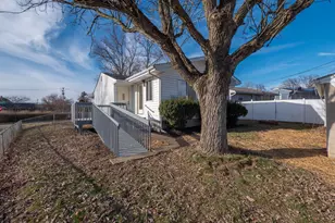 5364 Stock Rd, Columbus, OH 43229 - Photo 48