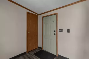 1844 Londoncrest Dr, Grove City, OH 43123 - Photo 6