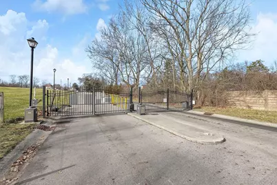 1844 Londoncrest Drive, Grove City, OH 43123 - Photo 36