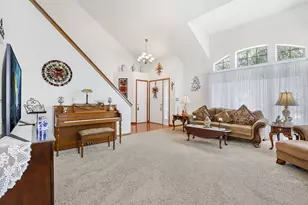 6324 Rossmore Ln, Canal Winchester, OH 43110 - Photo 8