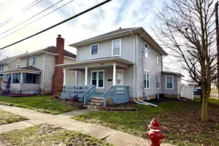 203 Taylor St, Fredericktown, OH 43019 - Photo 2