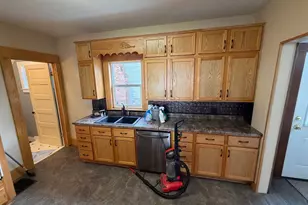 203 Taylor St, Fredericktown, OH 43019 - Photo 12