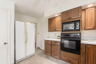 122 N Virginialee Rd, Columbus, OH 43209 - Photo 8