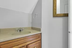 1642 Park Row Dr, Columbus, OH 43235 - Photo 24