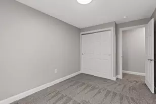 2835 Sullivant Ave, Columbus, OH 43204 - Photo 30