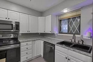 3288 Valley Ln S, Columbus, OH 43231 - Photo 6