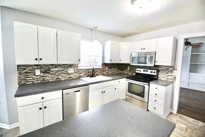 4400 Greensbury Drive, New Albany, OH 43054 - Photo 2