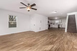 1329 Manchester Ave, Columbus, OH 43211 - Photo 4