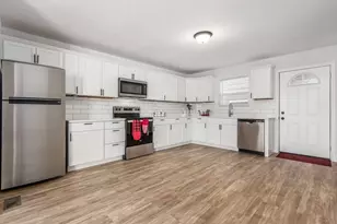 1329 Manchester Ave, Columbus, OH 43211 - Photo 10