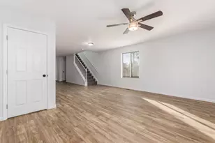 1329 Manchester Ave, Columbus, OH 43211 - Photo 8