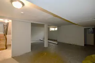 5671-5673 Saranac Dr, Columbus, OH 43232 - Photo 30