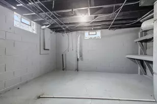 1275 Elaine Rd, Columbus, OH 43227 - Photo 34