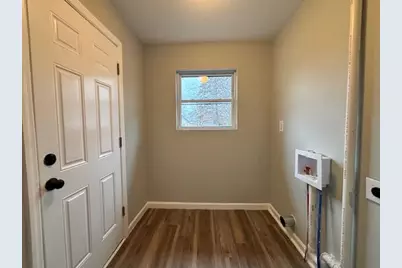 385 S Burgess Avenue, Columbus, OH 43204 - Photo 6