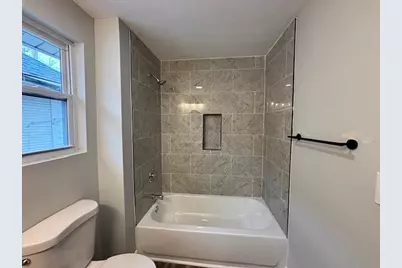 385 S Burgess Avenue, Columbus, OH 43204 - Photo 16