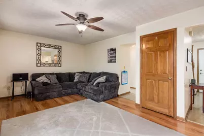 746 Hurlock Lane, Galloway, OH 43119 - Photo 6