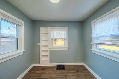 2742 Dibblee Avenue, Columbus, OH 43204 - Photo 14