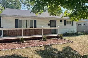 2250 Brentnell Ave, Columbus, OH 43211 - Photo 2