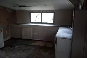 8695 Graham St, Lisbon, OH 44432 - Photo 10