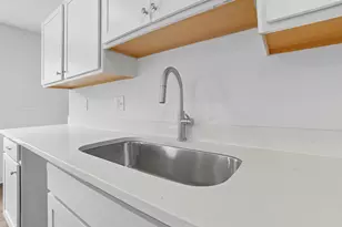 1334 Manor Dr, Columbus, OH 43232 - Photo 12