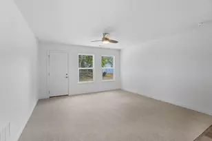 1328 Manor Dr, Columbus, OH 43232 - Photo 6