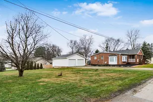 30 Miller St, Centerburg, OH 43011 - Photo 6