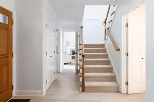 5719 Notre Dame Pl, Columbus, OH 43213 - Photo 4