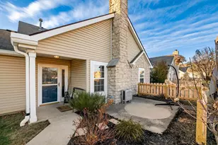 676 Wadebridge Dr, Blacklick, OH 43004 - Photo 4