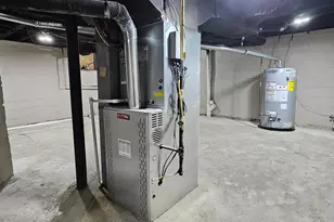 1027 E 14th Ave, Columbus, OH 43211 - Photo 36