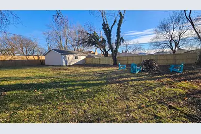 1027 E 14th Avenue, Columbus, OH 43211 - Photo 2