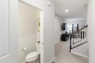 3876 Coach Trl, Grove City, OH 43123 - Photo 10