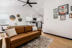 103 E Jeffrey Pl, Columbus, OH 43214 - Photo 8