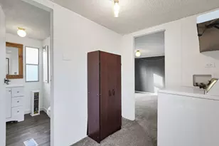 4141 Kershaw Dr, Columbus, OH 43207 - Photo 10