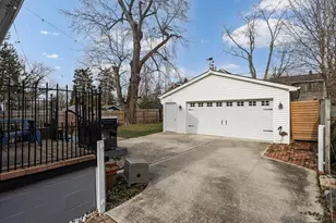 164 Tibet Rd, Columbus, OH 43202 - Photo 30