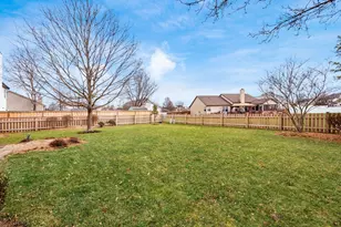 2126 Mayflower Cir, Grove City, OH 43123 - Photo 36