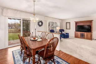 2126 Mayflower Cir, Grove City, OH 43123 - Photo 12