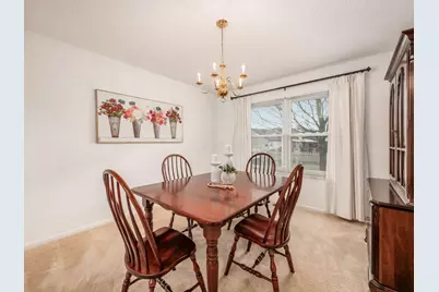 2126 Mayflower Circle, Grove City, OH 43123 - Photo 6