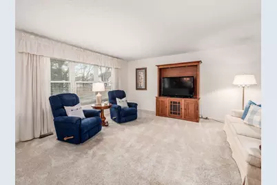 2126 Mayflower Circle, Grove City, OH 43123 - Photo 14