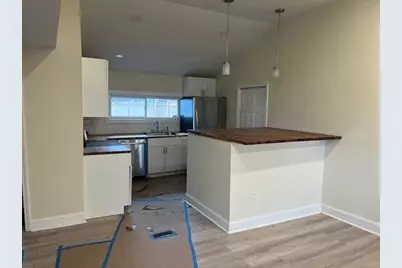 3234 E Avenue, Columbus, OH 43207 - Photo 2