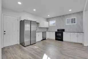 515 E Mithoff St, Columbus, OH 43206 - Photo 12