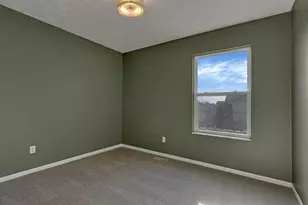 6575 Cloverlawn Cir, Canal Winchester, OH 43110 - Photo 16