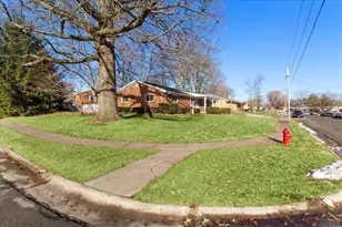 1184 Erie St, Bellefontaine, OH 43311 - Photo 2