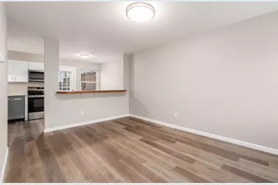 5762 W Pine Tree Street W #D, Columbus, OH 43229 - Photo 4