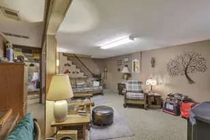 1996 Borror, Grove City, OH 43123 - Photo 52