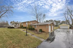 1996 Borror, Grove City, OH 43123 - Photo 8