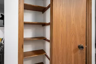 2470 Carolina Ave, Columbus, OH 43229 - Photo 16